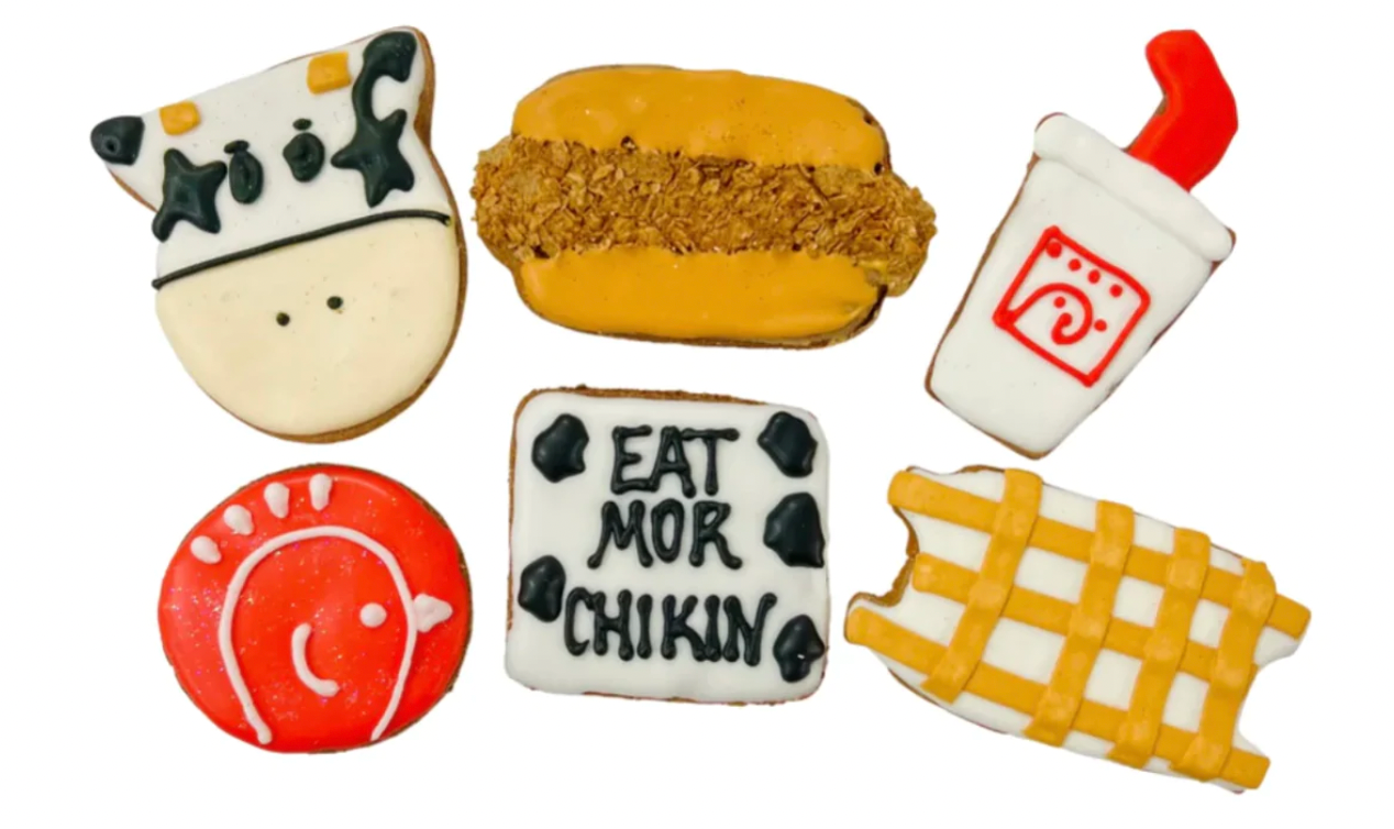 Snaks 5th Avenchew Eat Mor Chikin'